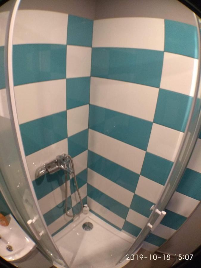 2120 Przyjazni 4 - Tanie Pokoje - Samodzielne Zameldowanie - Self Check In Познань Экстерьер фото