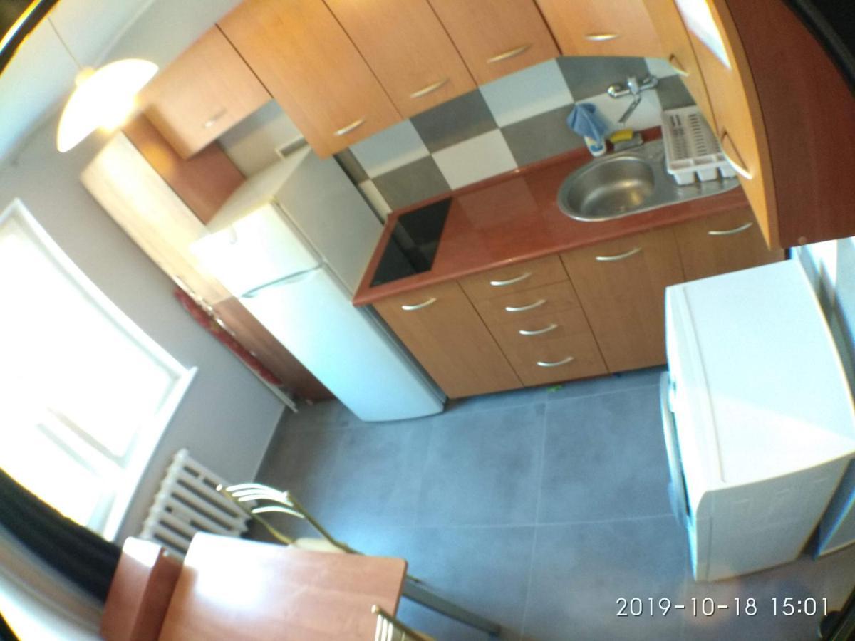 2120 Przyjazni 4 - Tanie Pokoje - Samodzielne Zameldowanie - Self Check In Познань Экстерьер фото