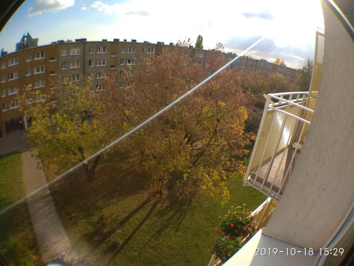 2120 Przyjazni 4 - Tanie Pokoje - Samodzielne Zameldowanie - Self Check In Познань Экстерьер фото